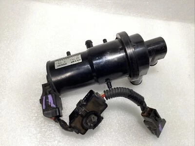 Bomba de agua auxiliar Toyota Camry 2007-2011 motor híbrido OEM 87200-33010 Foto 1 de 4