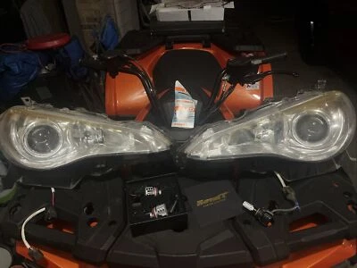 Faros de stock para 13-16 Scion FR-S con luces de repuesto Foto 1 de 4