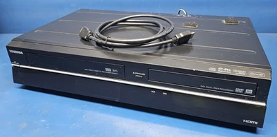 Toshiba, DVR670KU DVD/VHS Recorder with Built in Tuner, Tested Working No Remote - Image 1 of 4