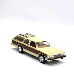 Ford LTD 1985 Country Squire Wagon coleccionable escala 1/64 modelo diecast excelente🎁 - Imagen 1 de 8