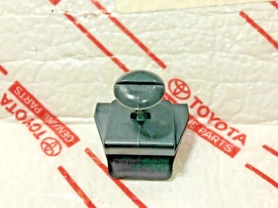 *NUEVO CLIP FORRO GUARDABARROS PARACHOQUES TOYOTA con PIN LANDCRUISER CAMRY PRIUS COROLLA IM Foto 1 de 4