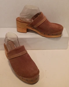 FREE PEOPLE "Calabasas" Sz 9US/40EU Tan Nubuck Leather & Wood Studded Clog - Picture 1 of 13