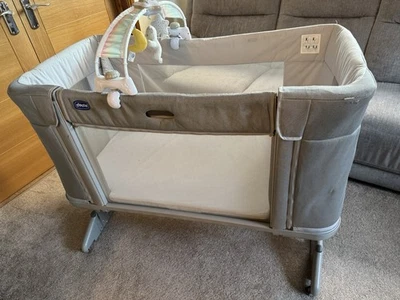 Chicco Next2Me Forever Cot Birth to 4 Years - Image 1 of 4