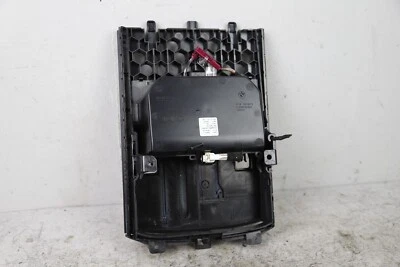 2017 - 2022 宝马 530I 前中心控制台杯架托盘存储原始设备制造商 51166819878 — 第 1/4 张图片