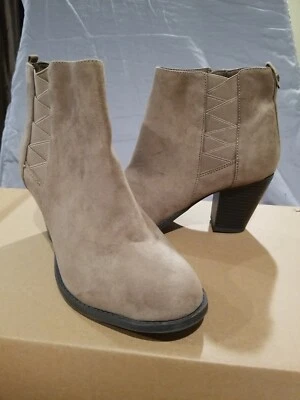 Mia Amore Mujer Beige Gamuza Tacón Apilado Cremallera Botines Espuma con Memoria Talla 9.5"  Foto 1 de 4