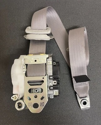 2006 2007  LEXUS GS450H FRONT RIGHT PASSENGER SEAT BELT OEM - Image 1 of 4