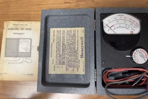 VINTAGE HONEYWELL W136 TEST METER IN CASE WITH INSTRUCTIONS  - MADE IN USA - Picture 1 of 5