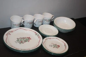 25 pc Set Corelle Callaway Holiday Service for 4 Christmas Tree Ribbon - Picture 1 of 3