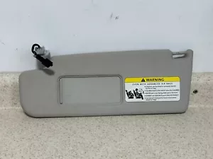 05-10 Volkswagen Jetta Driver Left Side Sun Visor Gray OEM - Picture 1 of 3