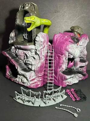 Snake Mountain 1983 MASTERS OF THE UNIVERSE MOTU 100% Complete WORKING - Image 1 of 4