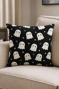 Süße Geister & Sterne Halloween Kissenbezüge 2er Set (18x18) Festliche Wohndeko - Bild 1 von 7