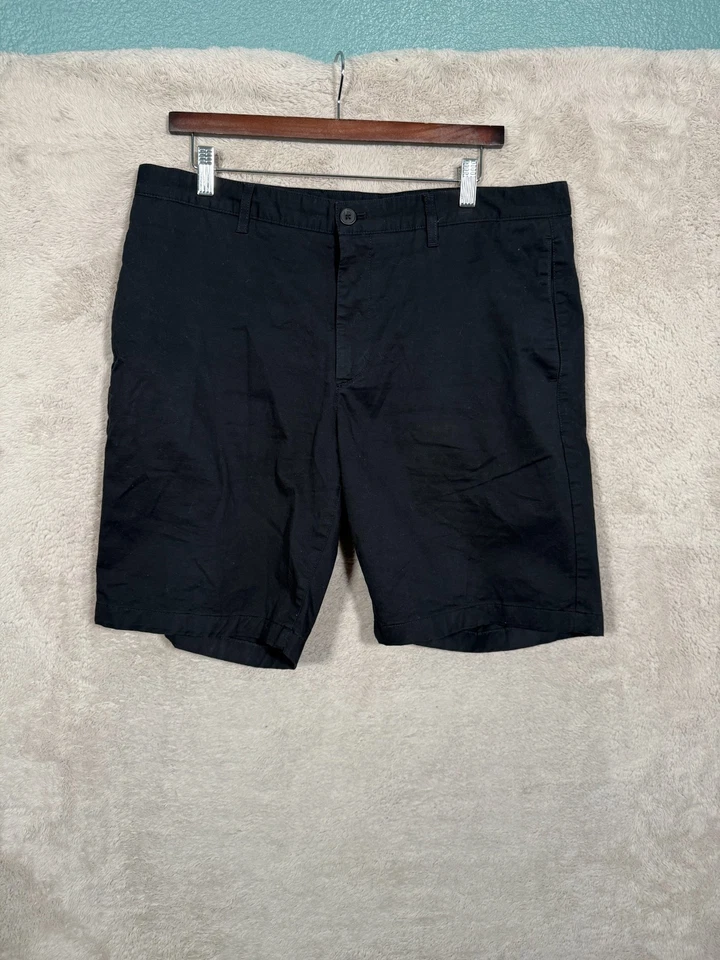 Shorts chino masculino Theory Zaine tamanho 36 costura interna listra bobina preppy - Imagem 1 de 4