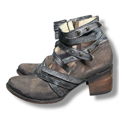 Bota Freebird por Steven GRIND couro camurça tiras RARA tamanho 10 - Imagem 1 de 4