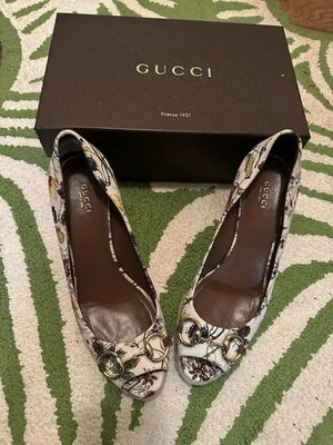 Zapatos GUCCI Wedge Flora Talla 10B Foto 1 de 4
