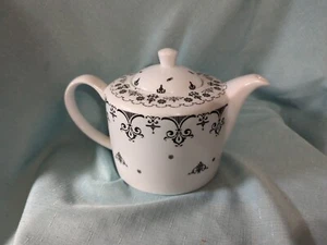 White Porcelain Ceramic Teapot Black Filigree Pattern Designed in USA by Rosanna - Picture 1 of 6