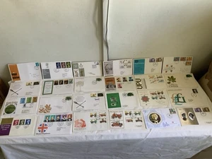 VINTAGE ASSORTED FIRST DAY COVER JOB LOT COLLECTION - Picture 1 of 6