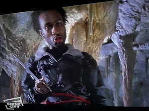 Hollywood screen used costume From 1993 Action Film Cliffhanger - Picture 1 of 7
