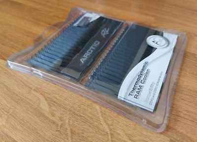 Arctic RC Memory Heatspread RAM Cooler - Image 1 of 3