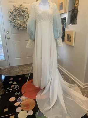 Impresionante vestido de novia exquisito y vintage de Nueva York/Boston House of Bianchi Foto 1 de 4