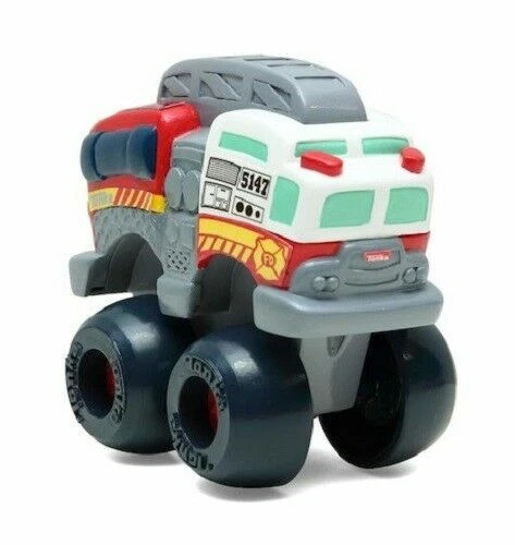 Mini camión de bomberos de juguete Tonka My First Wobble Wheels nuevo con etiquetas Foto 1 de 1