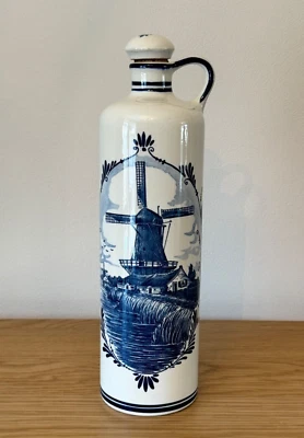 DELFT BLUE BOLS DECANTER - Image 1 of 4