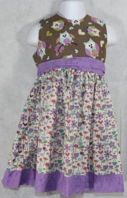 VESTIDO FLORAL SIN MANGAS ESTAMPADO BÚHOS COLORIDO MARRÓN Y MORADO HECHO A MANO PARA NIÑAS 3/4 Foto 1 de 4