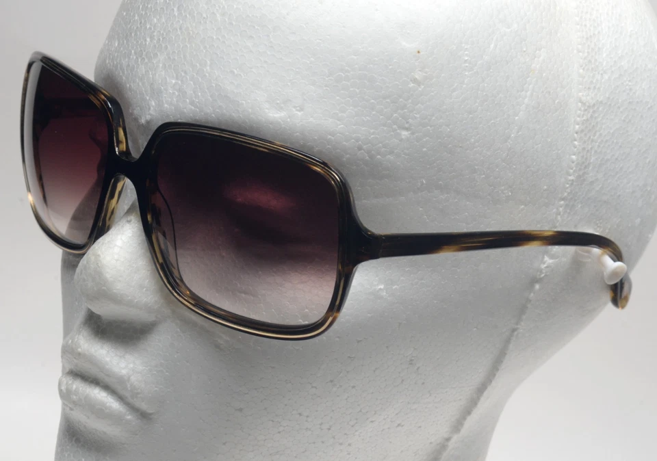 Oliver Peoples Anisette Gran Tamaño Cuadrado Glamour Tonos Gafas de sol Gafas de sol Japón Foto 1 de 4