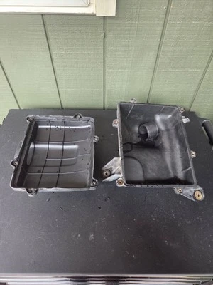 Conjunto de caja de admisión de aire Geo Tracker/Suzuki Sidekick Foto 1 de 4