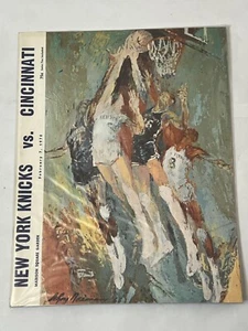 Feb 7 1970 NBA Program Cincinnati vs New York Knicks Leroy Neiman Cover - Picture 1 of 1