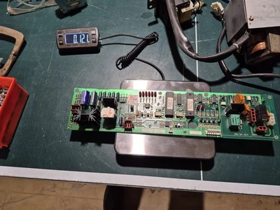 Tablero de control inferior delantero TR9100 A080-92032-C000 Foto 1 de 4