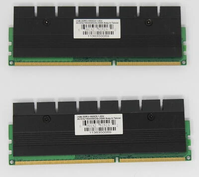 Avexir Blitz Gaming 4 GB (2x2GB) AVD3U16000902G-2GW DDR3 1600 RAM (#15325) Foto 1 de 2