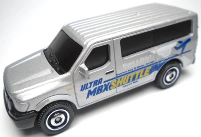 Furgoneta Nissan NV 2018 Matchbox '14 transporte al aeropuerto plateada 1:64 diecast furgoneta de 3" azul Foto 1 de 4