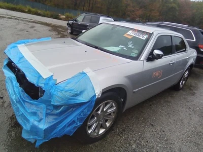 Chrysler 300 2005 transmisión automática OEM 136 k millas (LKQ ~ 437168579) Foto 1 de 4