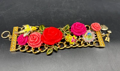 Pulsera Betsy Johnson Retirada Rosa Primavera Jardín Rana y Gorrión Grueso Dije Foto 1 de 4