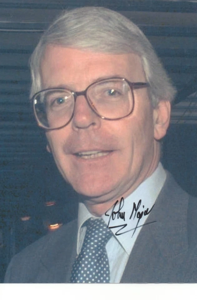 SIR JOHN MAJOR Signed 7X5 Photo CONSERVATIVE Tory Ex PRIME MINISTER COA - Image 1 of 1