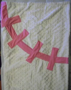 NUEVA Cozy Wozy Manta Bebé Temática Minky Blanca/Rosa 30"" x 36"" WO103 - Imagen 1 de 2