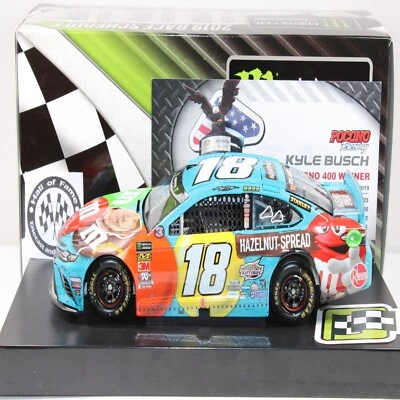 Kyle Busch 2019 Action #18 Pocono Race Win M&M's Avellana Toyota/841 Hecho Raro Foto 1 de 4