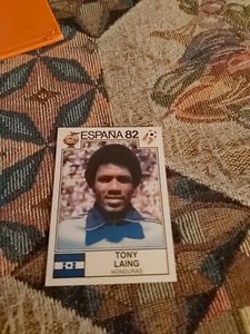 Edizione Panini Mondiali Espana Spagna 82 n.359 Tony Laing del Honduras 