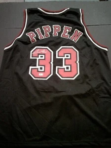 Camiseta deportiva de baloncesto personalizada firmada autografiada por Scottie Pippen Chicago Bulls - Imagen 1 de 3
