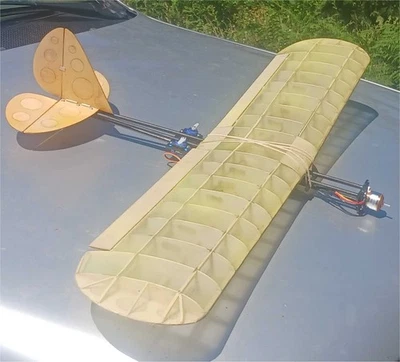 Slow Stick Cub, 38" envergadura Slow stick tamaño RC avión kit. Foto 1 de 4