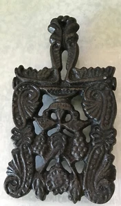 Vintage Cast Iron Sm. Miniature Trivet Brown Stove Works Cleveland Tennessee TN - Picture 1 of 5
