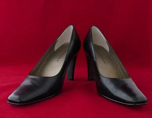 Women's Ladies Black Leather Shoes Pump Size 6 Medium Heel 3" Caressa Brand - Picture 1 of 1