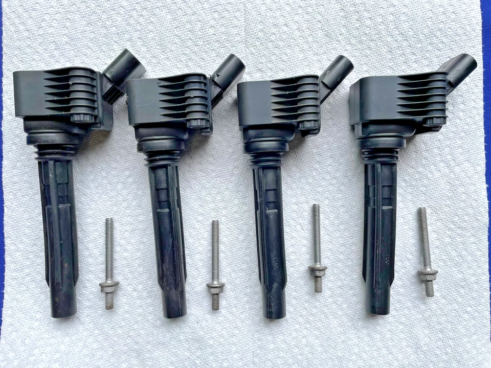 Juego de 4 bobinas de encendido Volkswagen Passat 2014-2017 - 06J905110E 0040102009 OEM Foto 1 de 4