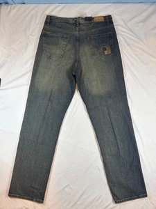 Akademiks Jeans Herren 36x34 Brandneu mit Etikett Bestickt Verblassen Blau Straight Y2K - Bild 1 von 24