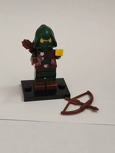 LEGO Collectible Minifigure Series 16 (71013) Rogue Archer w/ BOW & ARROW Rare - Picture 1 of 3