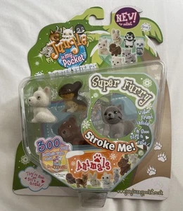 Jungle In My Pocket Winter Friends series 3 booster Pack 4 Furry animals, BNIB - Picture 1 of 2