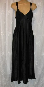 NEU SMALL GILLIGAN O'MALLEY SCHWARZ RUTSCHIG SATIN SPITZE OBERTEIL POLY KLEID NACHTHEMD - Bild 1 von 4