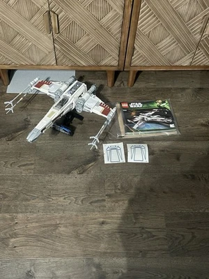 LEGO Star Wars 10240  X-Wing Starfighter UCS  100% Complete - Image 1 of 4