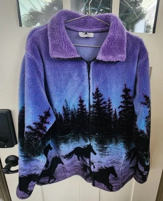 Chaqueta polar grande Black Mountain años 90 púrpura Twilight Horses cremallera para mujer Foto 1 de 4