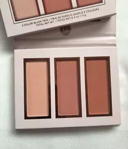 bh Cosmetics Mrs.Bella Peachy 3 Color Blush Trio 11g NIB - Picture 1 of 3